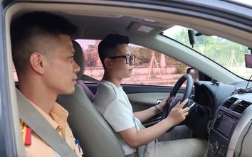 Điểm mới trong sát hạch lái xe ở Hà Nội chấm dứt cảnh thí sinh ''học mẹo, thi mẹo''