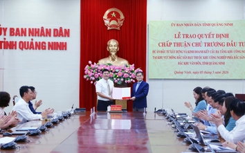 Quảng Ninh trao quyết định đầu tư KCN Đông Bắc sân bay Vân Đồn hơn 2.500 tỷ đồng