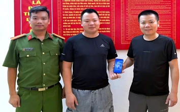 Hỗ trợ người dân nhận lại 300 triệu đồng chuyển khoản nhầm