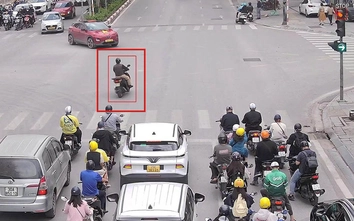 Hà Nội: Camera AI liên tục phát hiện xe máy vượt đèn đỏ bất chấp mức phạt cao