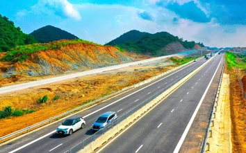 Từ rút ngắn hành trình đến giảm chi phí logistics: Lợi ích kép từ cao tốc Bắc - Nam