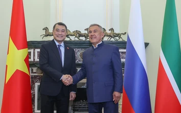 Thủ tướng Lê Minh Hưng gặp Người đứng đầu Cộng hòa Tatarstan (Liên bang Nga)