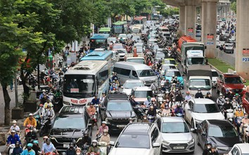 Hà Nội tăng tốc gỡ điểm nghẽn giao thông, nghiên cứu thu phí vào nội đô