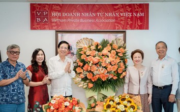 Madame Nguyễn Thị Nga được giao giữ chức Quyền Chủ tịch Hội Doanh nhân Tư nhân Việt Nam