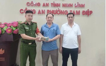 Ninh Bình: Nhặt được 500 triệu đồng bên đường, người đàn ông giao nộp Công an