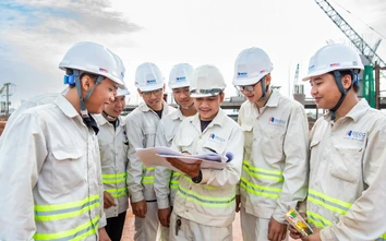Giữ chân người lao động không chỉ bằng tiền lương