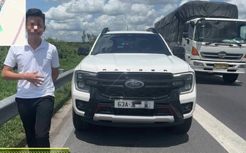 Liên tiếp xử lý ô tô dừng trái phép trên cao tốc, CSGT cảnh báo ''nóng''