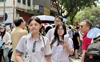 Hà Nội: Học sinh trúng tuyển lớp 10 bắt đầu xác nhận nhập học từ 25/6