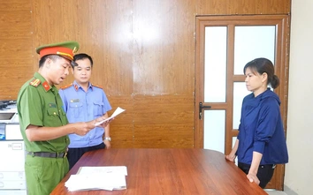 Phú Thọ: Khởi tố người phụ nữ dùng vòi xịt gây thương tích cho người bán rau