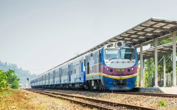 Hàng loạt tuyến tàu giảm giá vé kích cầu du lịch hè