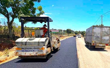 Cảnh cáo nhà thầu thi công QL28B chậm tiến độ, xem xét thu hồi bảo lãnh hợp đồng