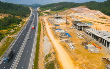 Bộ Xây dựng yêu cầu hoàn thành các trạm dừng nghỉ trên cao tốc Bắc - Nam trong năm 2026