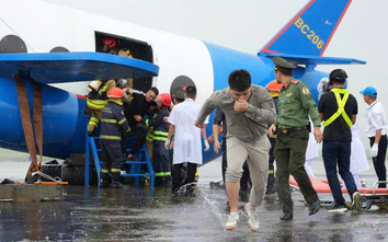 Cận cảnh màn diễn tập cứu nạn máy bay quy mô lớn tại Nội Bài