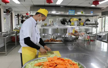 Hà Nội siết an toàn thực phẩm tại trường tổ chức bán trú hè