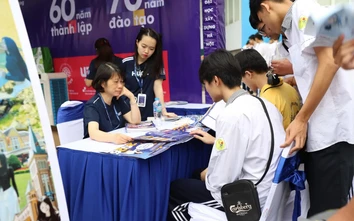 Hôm nay thí sinh bắt đầu đăng ký nguyện vọng xét tuyển đại học