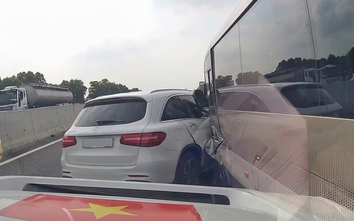 Mercedes cố vượt khe hẹp giữa 2 xe khác, gây tai nạn liên hoàn trên cao tốc