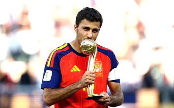 Vượt mặt Messi, Rodri giành Quả bóng Vàng World Cup 2026