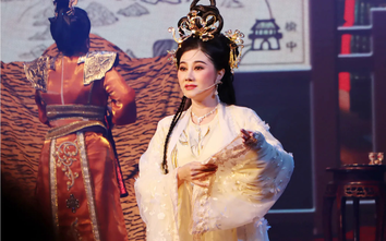 NSND Quế Trân: Lắng nghe khán giả trẻ để làm mới cải lương