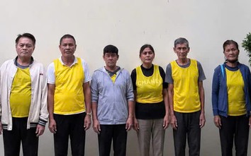 TP.HCM: Bắt nhóm người nước ngoài dàn cảnh lừa khách du lịch