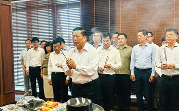 Bộ Xây dựng dâng hương tri ân các Anh hùng liệt sĩ