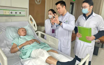 Kỳ tích cứu sống đầu gối bị bắn nát hơn nửa thế kỷ của thương binh 85 tuổi