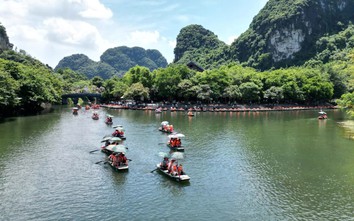 Du lịch Ninh Bình bứt phá, 7 tháng thu hơn 19.300 tỷ đồng