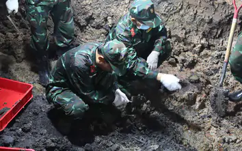 TP.HCM quy tập thêm 11 hài cốt liệt sĩ tại Công viên Lê Thị Riêng sau hai ngày tìm kiếm