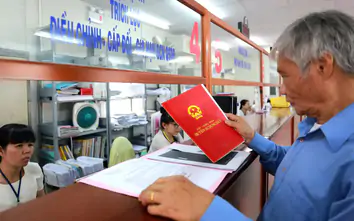 Bất động sản 30/7: Đề xuất cấp đồng thời sổ đỏ điện tử, giảm nỗi lo mất bản giấy