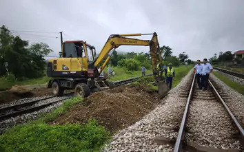 Hà Tĩnh: Xóa thêm 4 lối đi tự mở, từng bước bảo đảm trật tự hành lang an toàn đường sắt