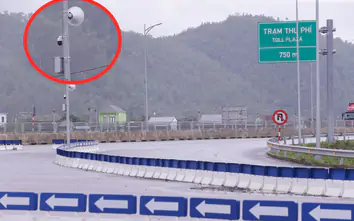 Camera AI ngăn xe máy vào cao tốc Diễn Châu - Bãi Vọt