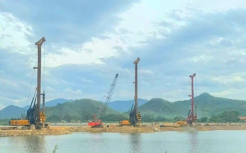 Nhà thầu dồn lực đua tiến độ thi công cao tốc Quy Nhơn - Pleiku trước mùa mưa