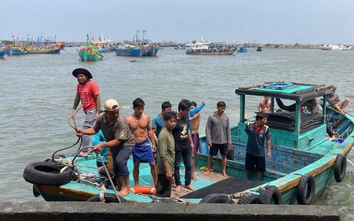 Lâm Đồng: Tàu cá bị tàu hàng tông chìm ngoài khơi, một người tử vong