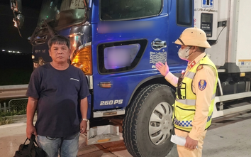 Tài xế vi phạm nồng độ cồn trên cao tốc Cam Lâm - Vĩnh Hảo bị phạt 20,5 triệu đồng