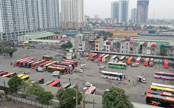 Toàn cảnh giao thông 1/8: Từ 10/8, doanh nghiệp vận tải tự quản lý giấy phép, phù hiệu
