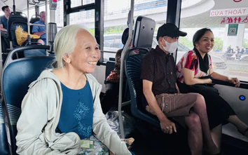 Miễn phí vé hơn một tháng, xe buýt TP.HCM đón gần 12 triệu lượt khách