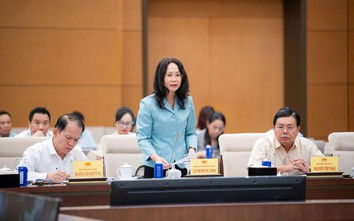 Kiểm soát chặt xuất bản phẩm về lịch sử, lãnh tụ trước khi phát hành
