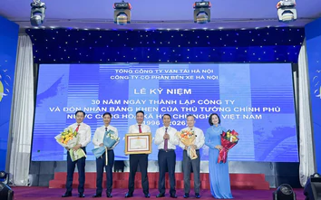 Bến xe Hà Nội đón Bằng khen Thủ tướng, sẵn sàng cho hành trình chuyển mình sau 30 năm