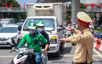 Tổng kiểm soát xe chở khách, xử lý nghiêm vi phạm giao thông dịp lễ Quốc khánh 2/9