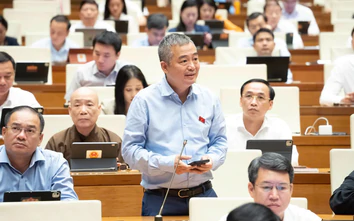 Đề nghị bỏ tự chủ tài chính bệnh viện cơ sở, giải bài toán tiền lương cho cán bộ y tế