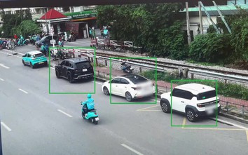 Hà Nội: Từ hình ảnh camera AI, gần 9.000 ô tô bị phạt nguội lỗi dừng, đỗ trong một tháng