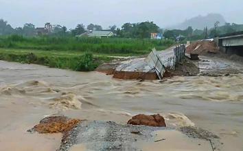 Thủ tướng yêu cầu rà soát, sơ tán dân khỏi khu vực nguy cơ ngập sâu, lũ quét, sạt lở