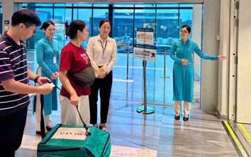Chuyến bay Vietnam Airlines hai lần lùi giờ để chờ tạng hiến, kịp trao cơ hội sống