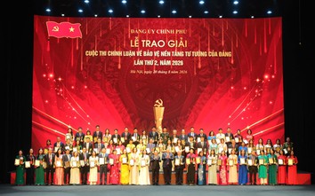 Sinh viên Học viện Hàng không Việt Nam ghi dấu ấn tại cuộc thi chính luận