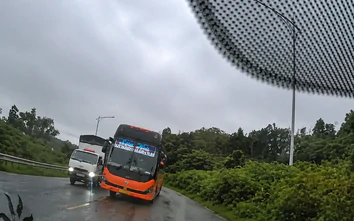 Đắk Lắk: Xử lý tài xế xe khách vượt ẩu trên đường Hồ Chí Minh