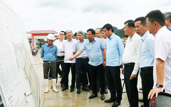 Thứ trưởng Nguyễn Tường Văn: Dồn lực bảo đảm chất lượng trường nội trú Nghệ An