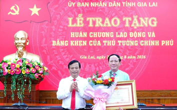 Chủ tịch UBND tỉnh Gia Lai nhận bằng khen của Thủ tướng Chính phủ