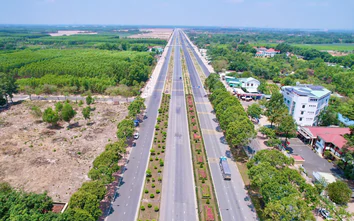 Mặt bằng đường 25B dần thông suốt, tăng tốc các mũi thi công kết nối sân bay Long Thành