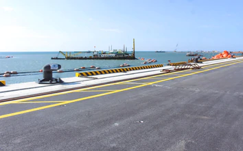 Đẩy nhanh giải phóng mặt bằng giai đoạn 2 và giai đoạn 3 dự án khu bến cảng 14.000 tỷ đồng