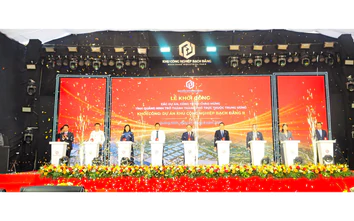 Quảng Ninh đồng loạt khởi công 25 dự án, mở thêm không gian phát triển