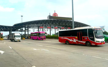 Trạm thu phí cửa ngõ Thủ đô thông thoáng ngày đầu nghỉ lễ 2/9